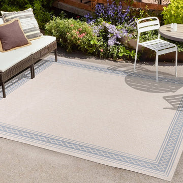 Lucia Classic Diamond Border Indoor/outdoor Area Rug